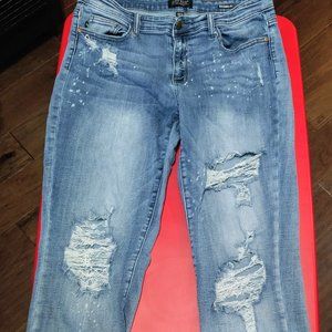 Judy Blue Destroyed Boyfriend fit jeans